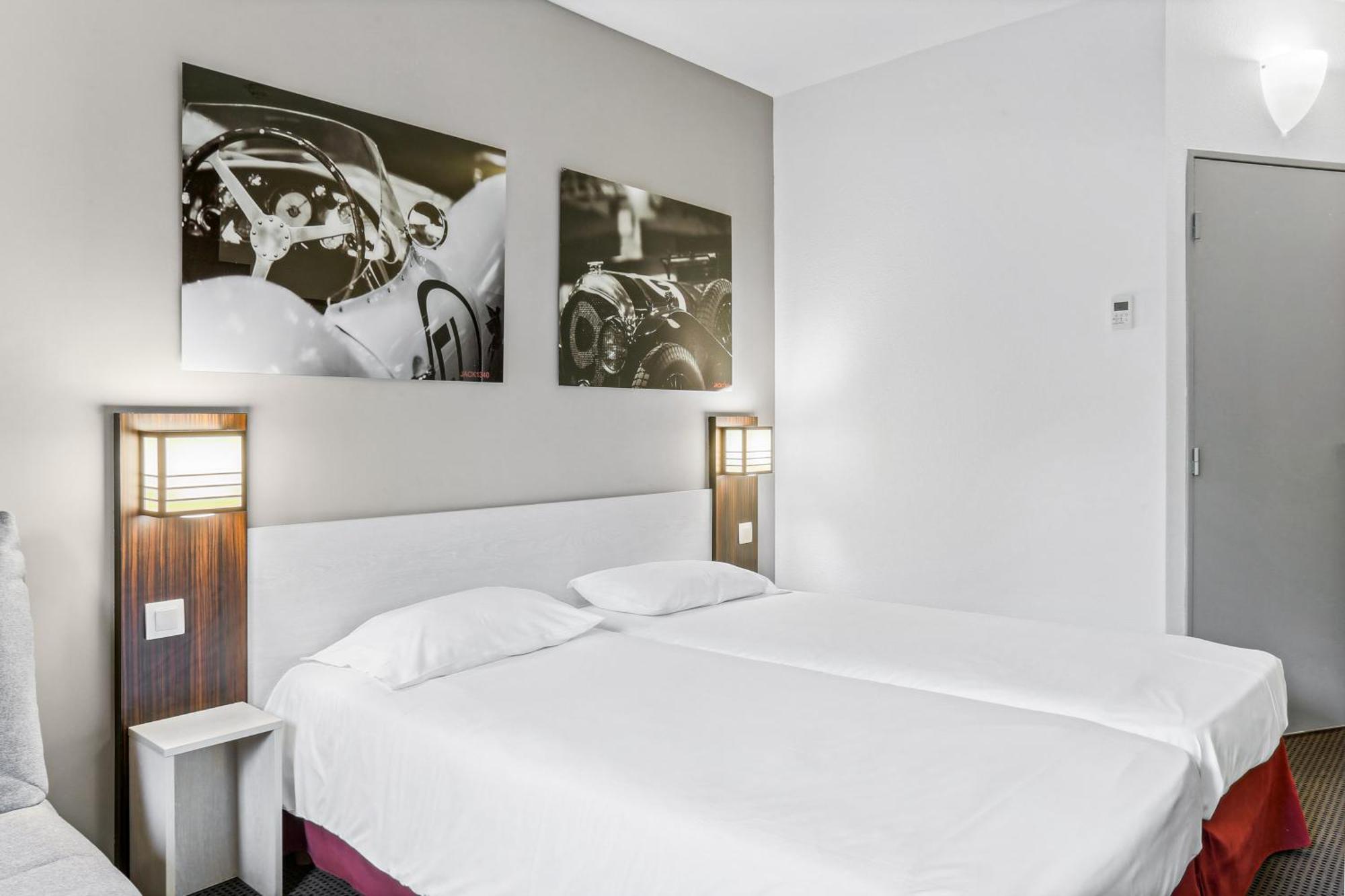 Hotel Akena La Ferte Bernard Cherré Buitenkant foto